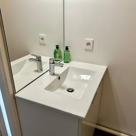 Apartment 2 Pieces Avec Parking Pres De Paris By Immo Kit La Courneuve