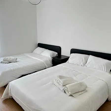 2 Pieces Avec Parking Pres De Paris By Immo Kit Apartment La Courneuve