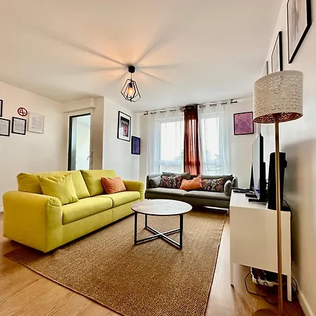 Apartment 2 Pieces Avec Parking Pres De Paris By Immo Kit La Courneuve